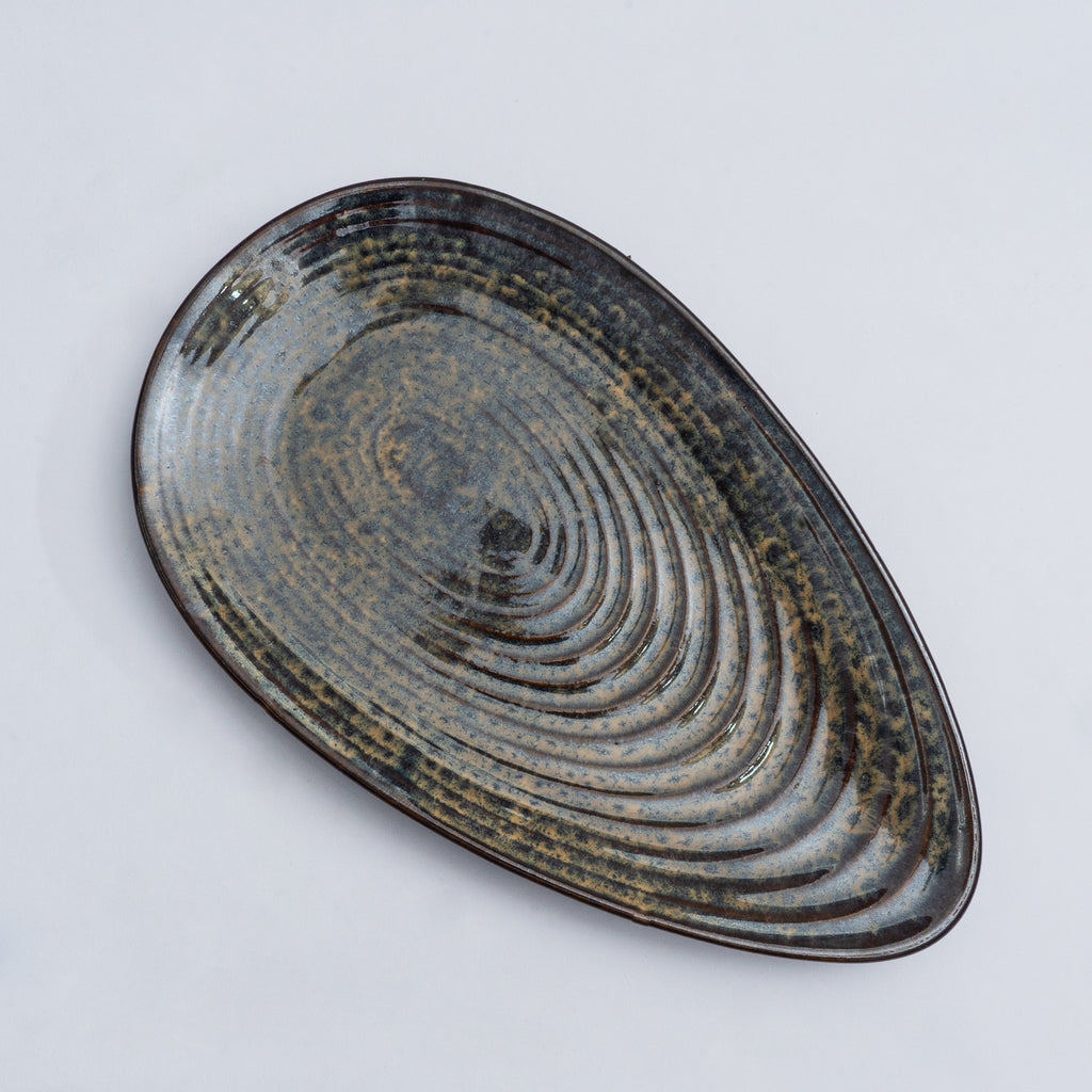 Decokrafts Monochrome Oyster Oval Platter