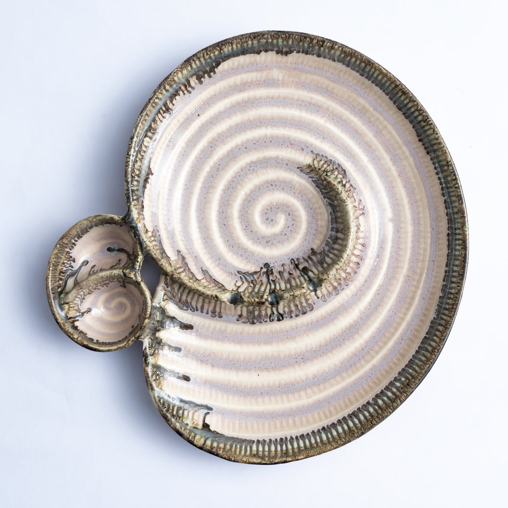 Decokrafts Swirly Shell Chip & Dip Platter