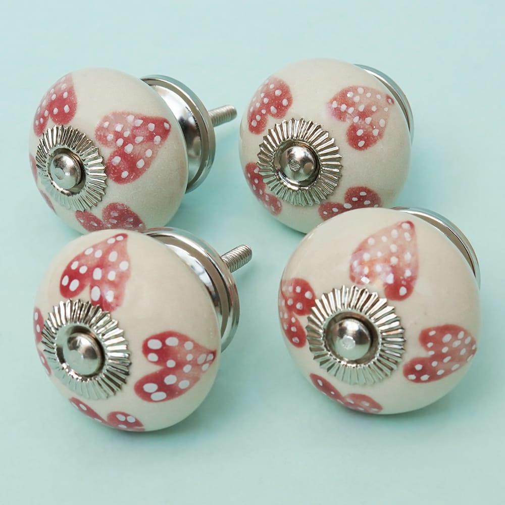 Strech Hearts Ceramic Knob - Set Of 6 freeshipping - Decokrafts Store