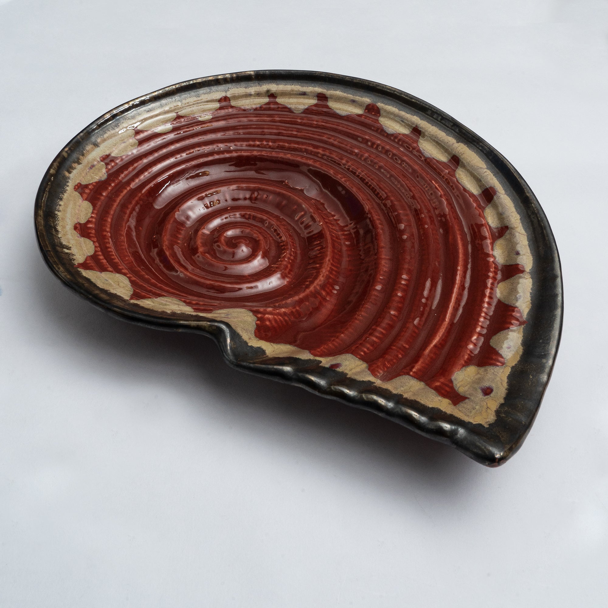 Decokrafts Red Spiral Shell Serving Shell Platter