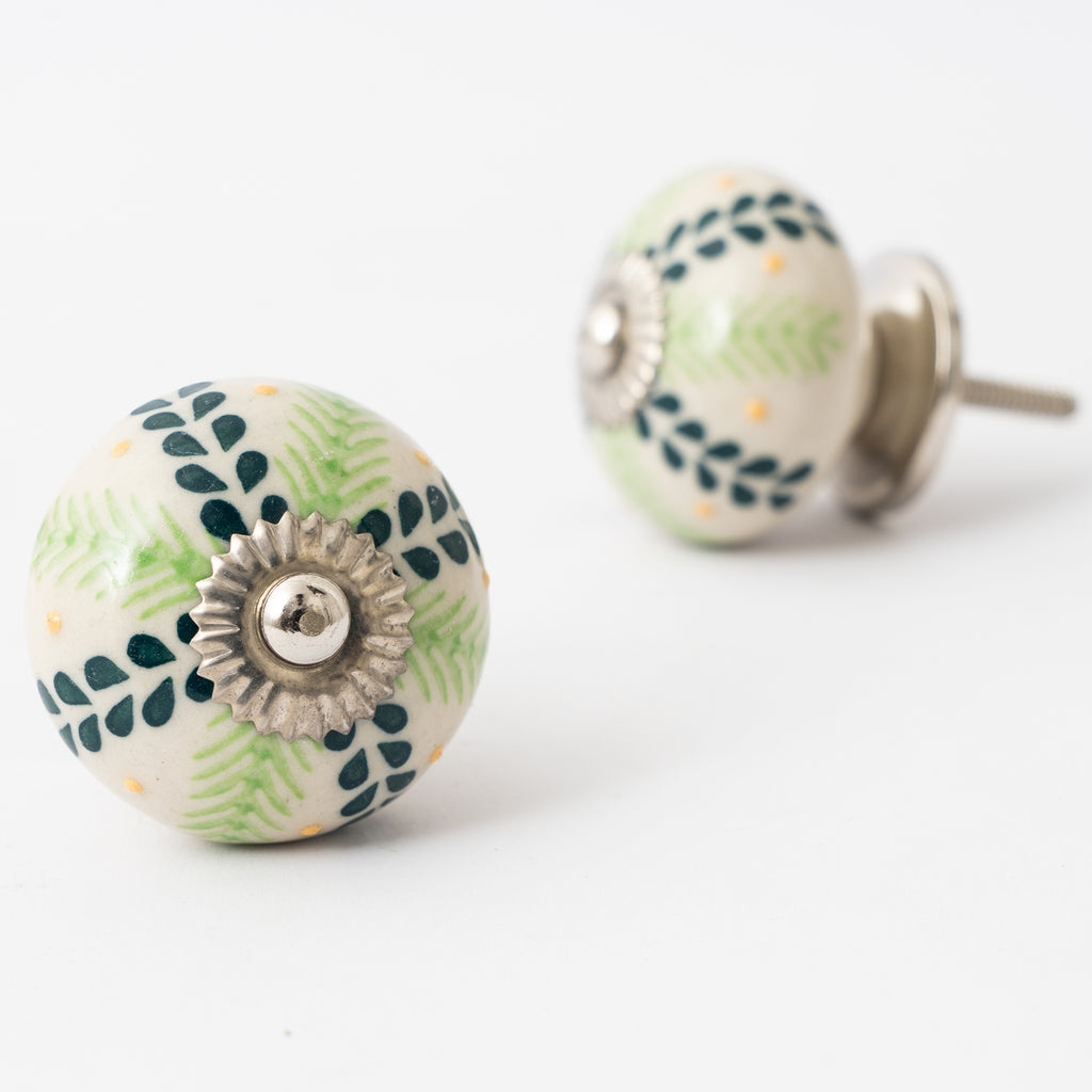 Deep Leaf Round Ceramic knobs - Set Of 6