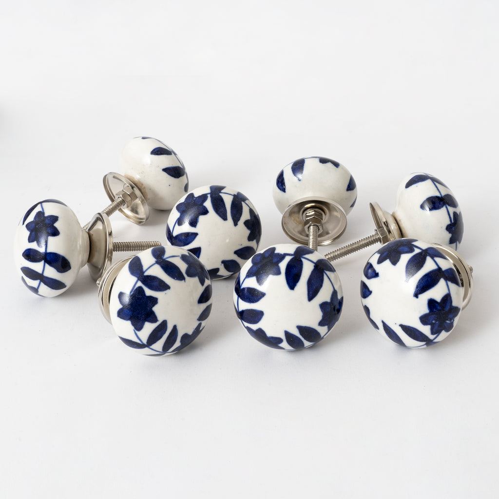 Round Grupleaf Ceramic Knobs - Set Of 6